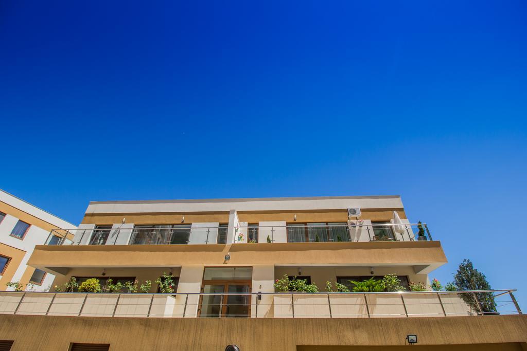 Seasons Mountain Suite บราชอฟ ภายนอก รูปภาพ